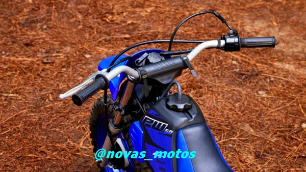 detalhes-yamaha-pw-50 Yamaha PW 50 2023 – A mini-moto perfeita para as crianças!