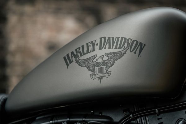 fotos-harley-davidson-iron-883 Harley Davidson Iron 883 2023 - Preço, Ficha Técnica, Fotos