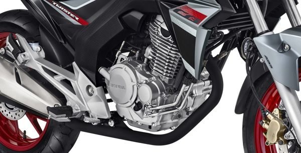 motor-honda-cb-twister Honda CB Twister 2023 - Preço, Ficha Técnica, Fotos