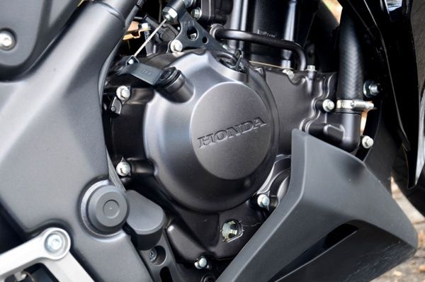 motor-honda-cbr-250r Honda CBR 250R 2023 - Preço, Ficha Técnica, Fotos