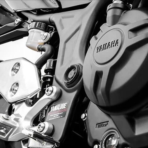 motor-yamaha-r3 Yamaha R3 2023 - Preço, Ficha Técnica, Fotos