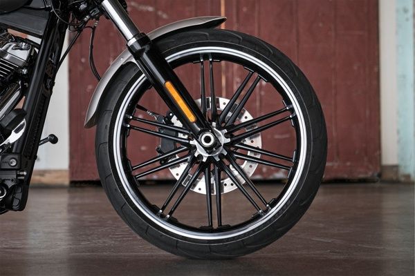 rodas-harley-davidson-breakout Harley Davidson Breakout 2023 - Preço, Ficha Técnica, Fotos