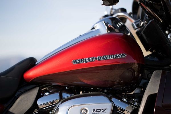 tanque-harley-davidson-ultra-limited Harley Davidson Ultra Limited 2023 - Preço, Ficha Técnica, Fotos