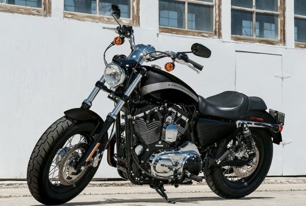 versoes-harley-davidson-1200-custom Harley Davidson 1200 Custom 2023 - Preço, Ficha Técnica, Fotos