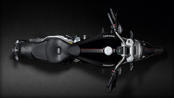 vista-superior-ducati-xdiavel Ducati XDiavel 2023 - Preço, Ficha Técnica, Fotos