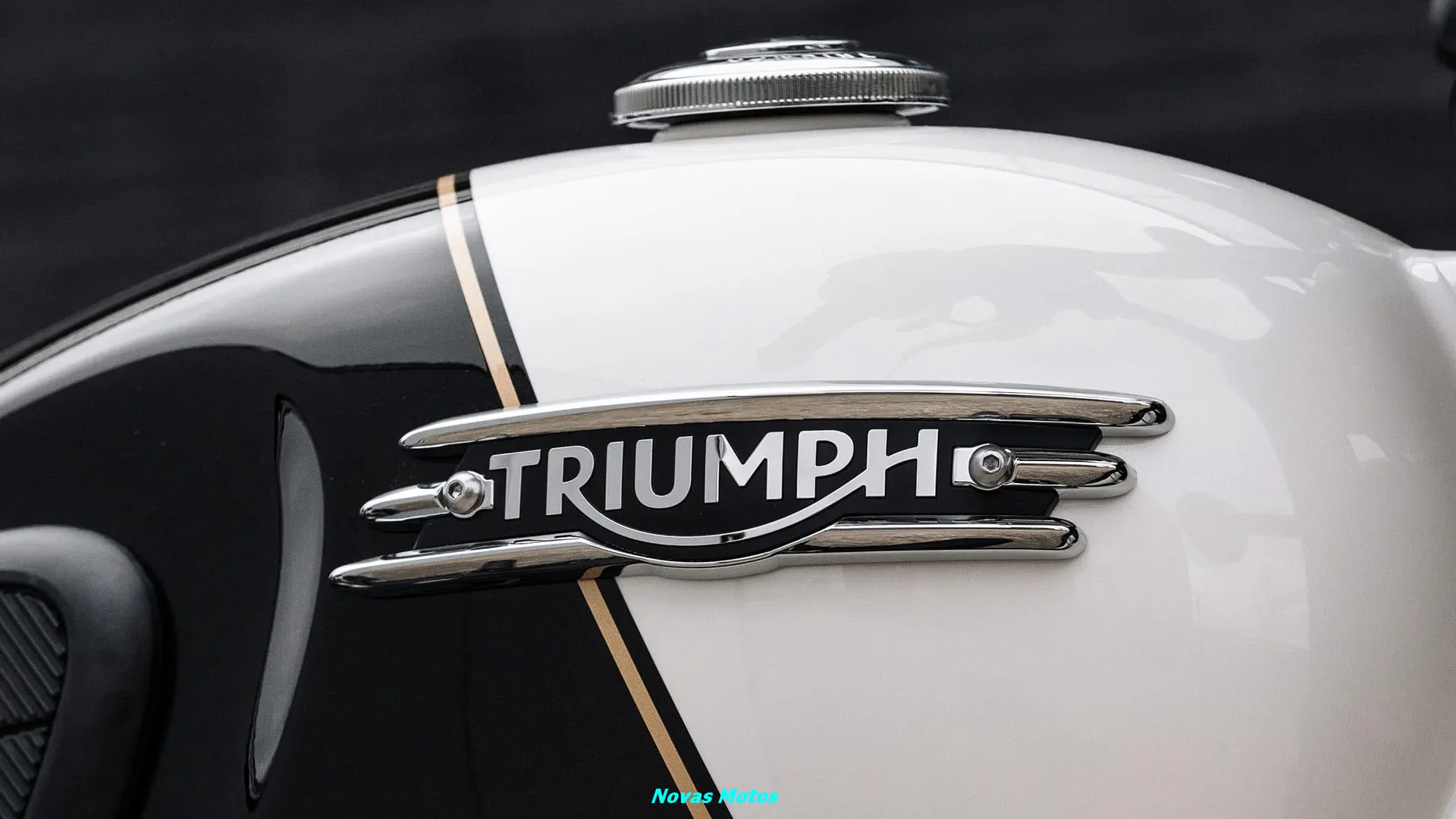 acabamento-triumph-boneville-black-dgr Triumph celebra 10 anos de parceria com DGR com o lançamento da elegante Bonneville T120