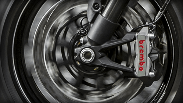 freios-ducati-diavel Ducati Diavel 2023 - Preço, Ficha Técnica, Fotos