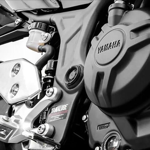 motor-yamaha-yzf-r3 Yamaha YZF R3 ABS 2023 - Preço, Ficha Técnica, Fotos
