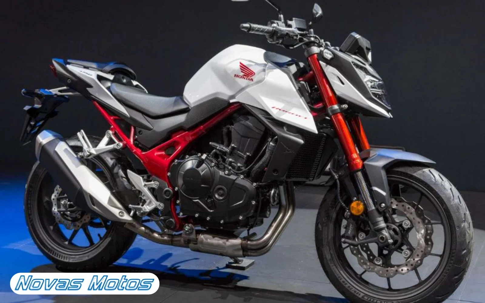 Honda-CB750-nova As 10 motos mais icônicas da história do motociclismo - Confira o antes e depois!