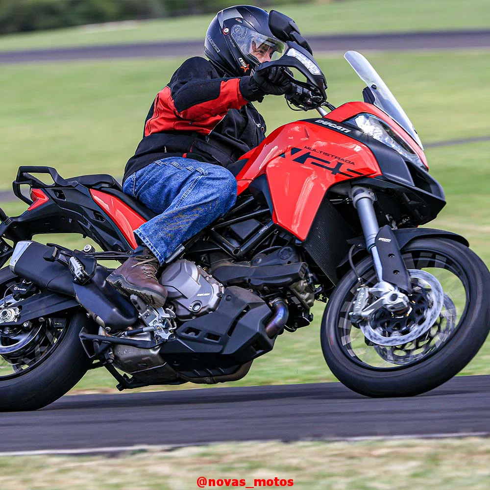 fotos-ducati-v2s Nova Moto Ducati V-2S 2024 - Preço, Ficha Técnica e Fotos