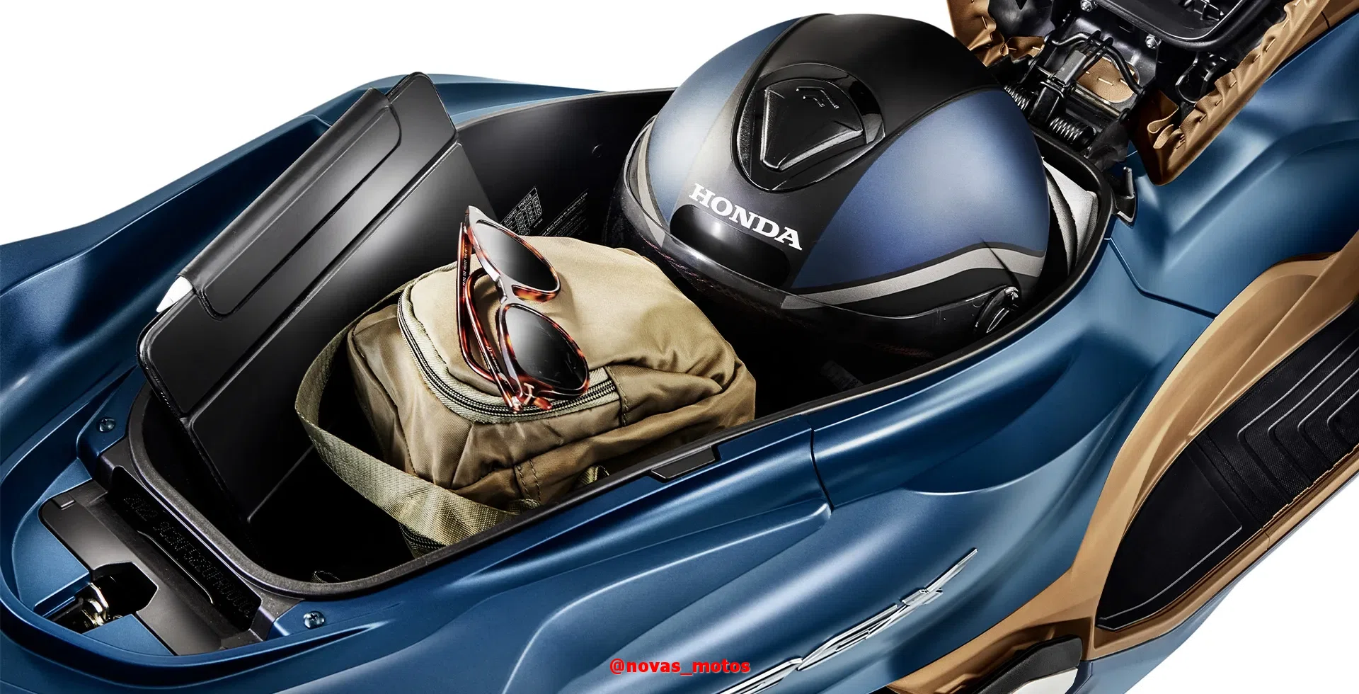 porta-objetos-honda-pcx Honda PCX 150 2024 - Confira qual cor é mais bonita!
