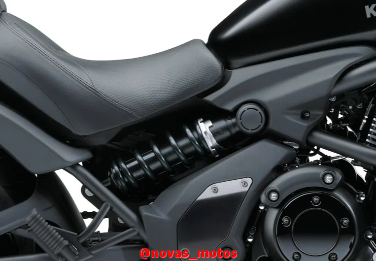 conforto-kawasaki-vulcan-s-650 Kawasaki Vulcan S 2024 - Confiável Motor 650cc da Versys e ER6N