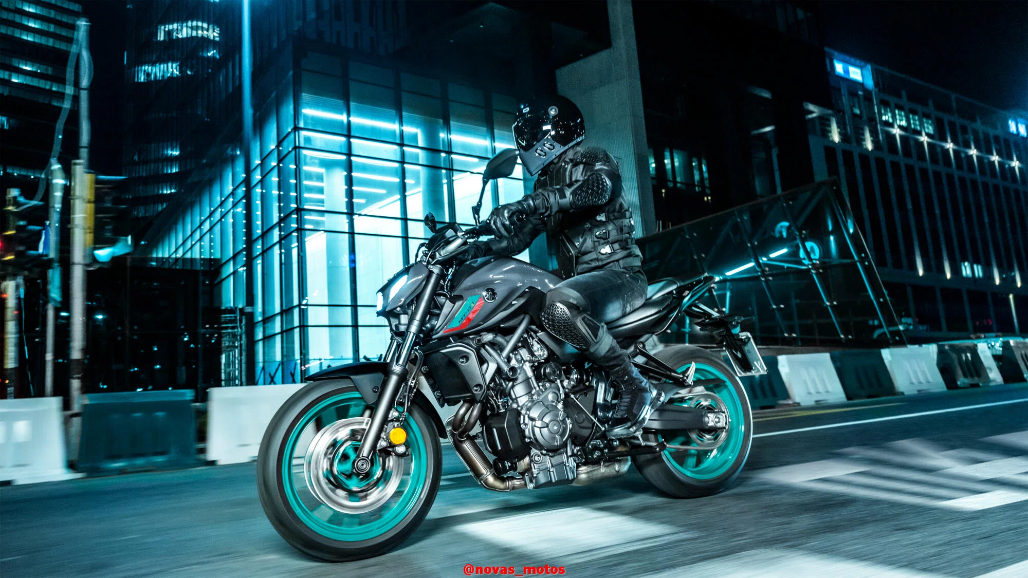 LV ONE EVO BLACK EDITION for Yamaha Mt-07 2021 - 2023
