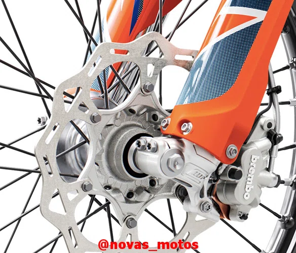 freios-ktm-enduro-250-exc-f KTM Enduro 250 EXC-F 2024 - Preço, Ficha Técnica e Fotos