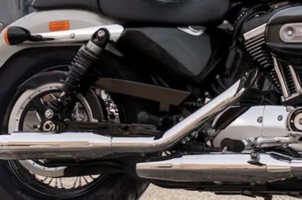 escapamento-harley-davidson-1200-custom Harley Davidson 1200 Custom 2023 - Ficha Técnica, Fotos